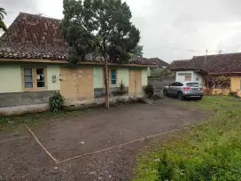 jual tanah luas 628m2 dipasar pakem jakal km 15 bonus rumah jawa