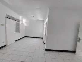 DISEWAKAN RUMAH STRATEGIS SIAP HUNI DI ARCAMANIK-KOTA BANDUNG