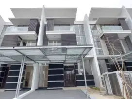 DISEWAKAN RUMAH PIK MOZART GOLFISLAND UK 160M2 3LT BEST DEAL JAKUT