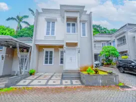 Rumah Hook Idaman 7 Menit ke Gerbang Tol Cibubur 3 Hadap Timur J-26467