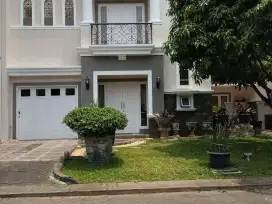 Rumah Hadap Timur 5 Kamar Tidur 10 Mnt ke Trans Studio Cibubur J-34469