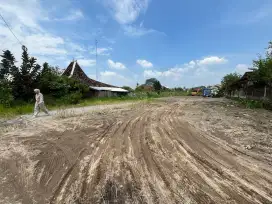 Tanah Dijual Dekat Monumen Jogja Kembali