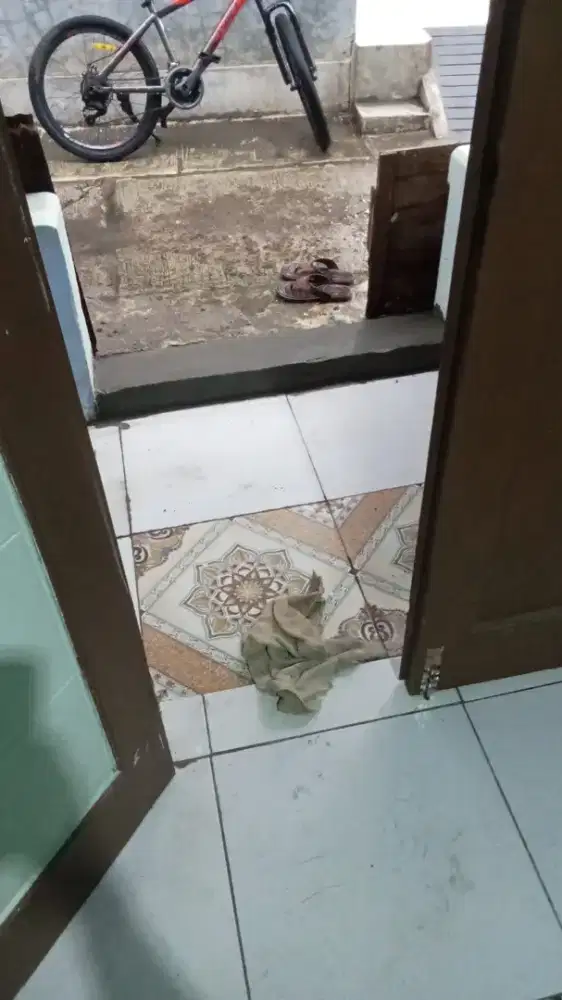 Tukang bangunan