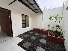 Dijual Rumah Cantik Asri Di Pesona Cihanjuang dengan harga mempesona