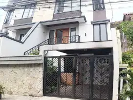 Rumah 3lt di Jl Kalibata Selatan II Pancoran Jakarta Selatan