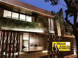 Jual Rumah Mewah Modern Villa Design di Prestisius Raya CitraLand