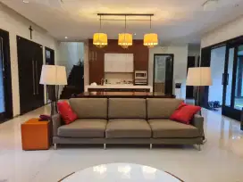 Sale Luxury House Kondisi Terawat Di Cluster Elite Setra Duta, Bandung