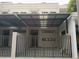 Rumah Hadap Timur 15 Mnt ke Living World Alam Sutera Siap KPR J-36572