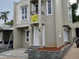 FOR SALE rumah baru di cluster VERMONT cibubur resident