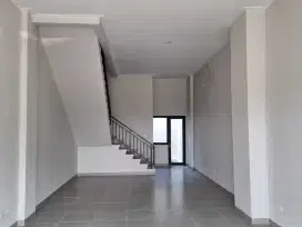 Sewa Ruko Pik2 Hadap Patung Naga 4.5x18 3 Lantai Baru