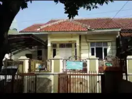 Dijual Rumah NYAMAN didalam komplek yang AMAN