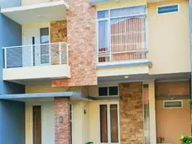 DI JUAL MURAH RUMAH CLUSTER  JAGAKARSA CIPEDAK JAKARTA SELATAN