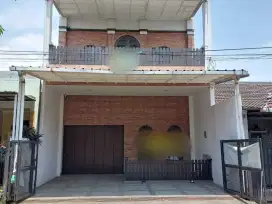 Rumah 3 Lantai Di Riung Bandung Cocok Untuk Cafe kantor Rumah Tinggal