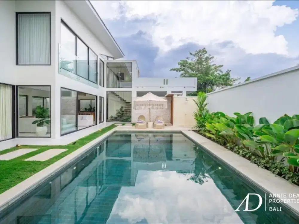 FREEHOLD | MODERN CONTEMPORARY 4-BEDROOM VILLA IN PRIME SEMINYAK