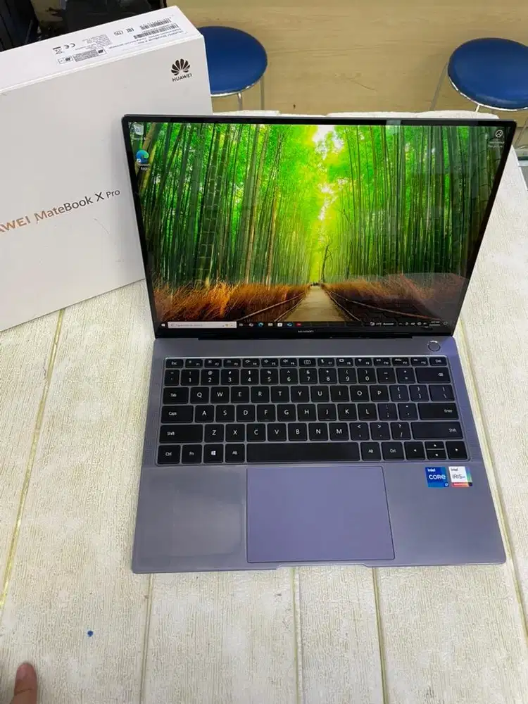 Huawei Matebook X pro touchscreen 14 ram 16gb/1tb i7 11th gen