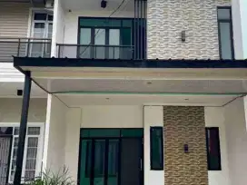 DIJUAL RUMAH SANGAT MEWAH STRATEGIS DESIGN MODERN (AHZ R) KOTA BEKASI