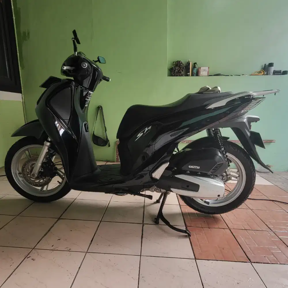 FOR SALE : Honda CBU SH150 Injection