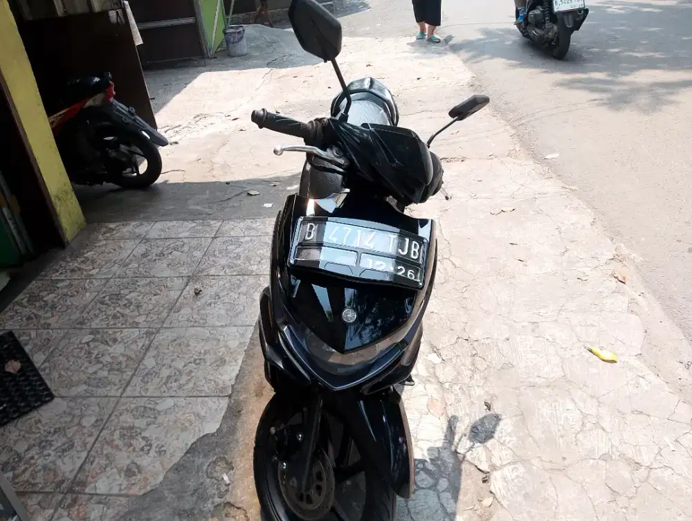 Dijual Cepat Yamaha Xeon 2015 – Body Mulus, Pajak Panjang