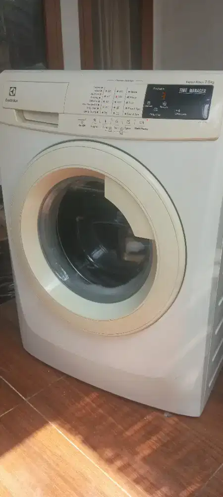 mesin cuci electrolux 7.5 kg normal semua