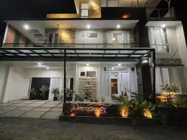 VILLA 2 LANTAI PLUS KOLAM RENANG & ROOFTOP ATAS BNS PALING MURAH