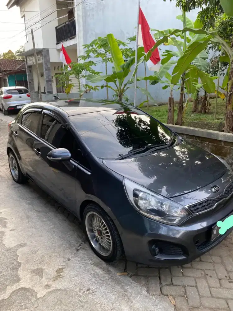 Kia rio matic 2012