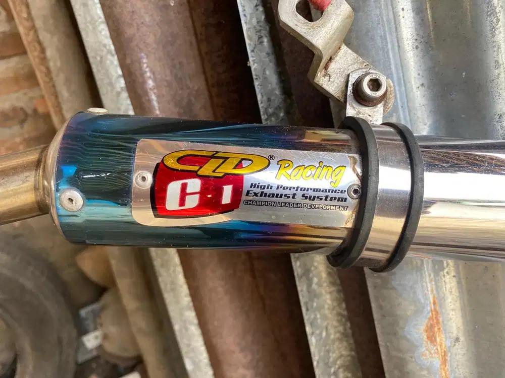 Knalpot racing ninja R merk CLD