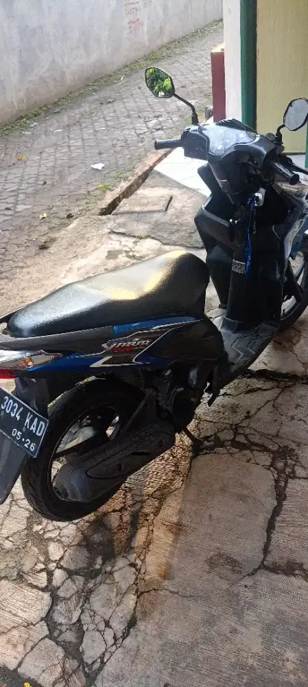 Bismillah. Dijual murah Vario 110 2011 techno karbu