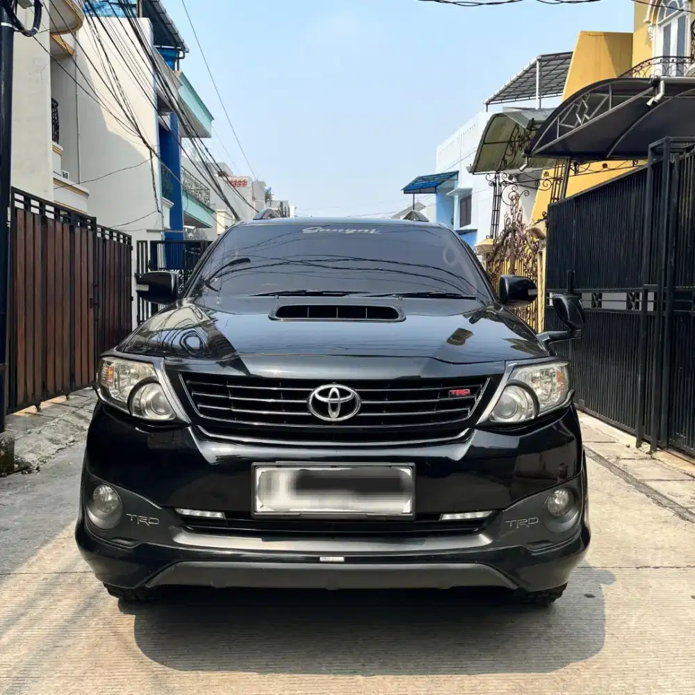 Toyota Fortuner VNT TRD 2014 AT