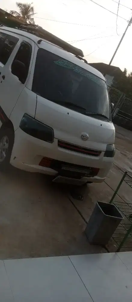 Di jual Daihatsu grand max 2014