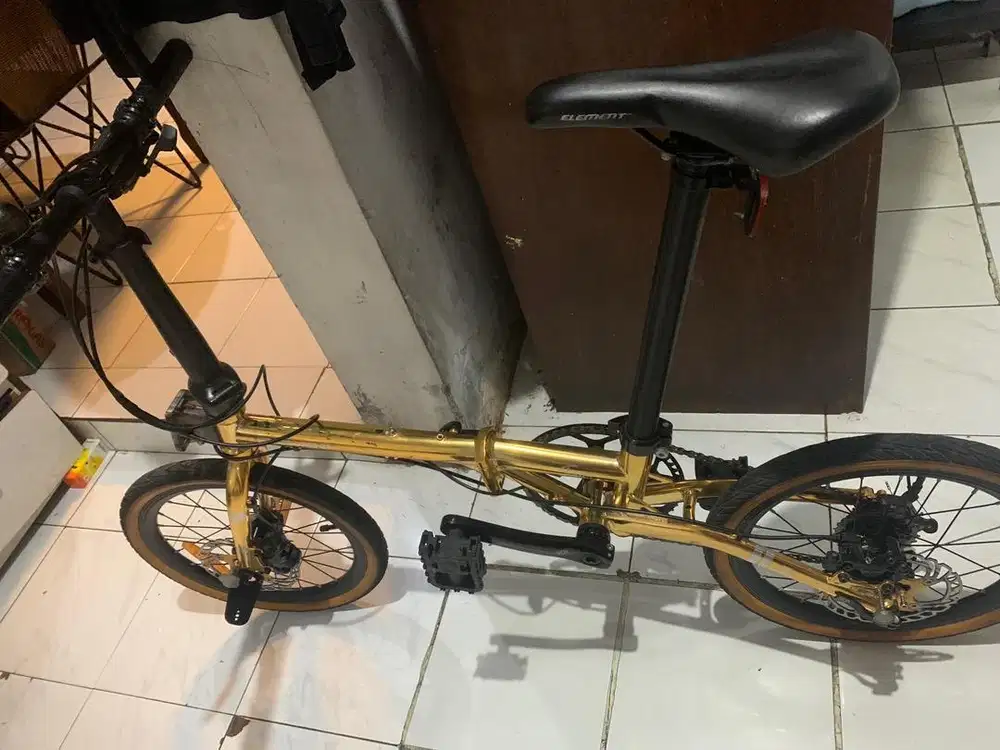 Sepeda Lipat Element troy X 10 speed 16 inch Gold Edition