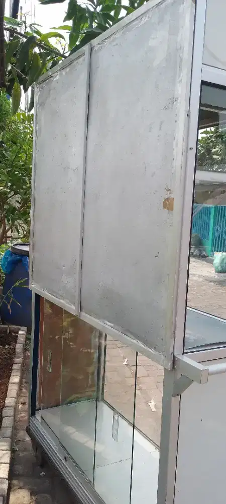 Gerobak jualan serbaguna