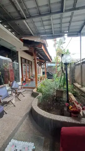 Rumah siap huni jalan lebar lingkungan nyaman di suryalaya buah batu