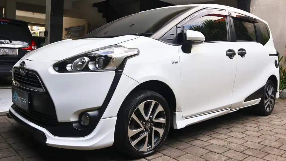 Sienta V 1.5 2017 MATIC AsBali