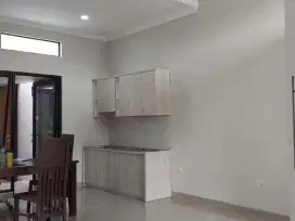 Rumah Siap Huni, Baru, Dekat SKE Sindukusuma