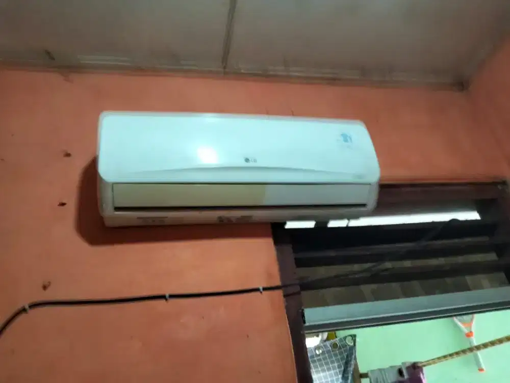 dibutuhkan Art momong menginap