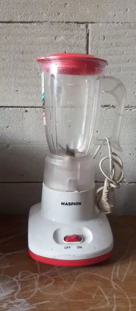 Blender pelumat makanan, buah maspion