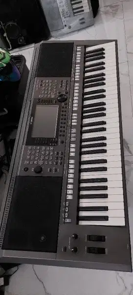 Keyboard yamaha Psr-S 770