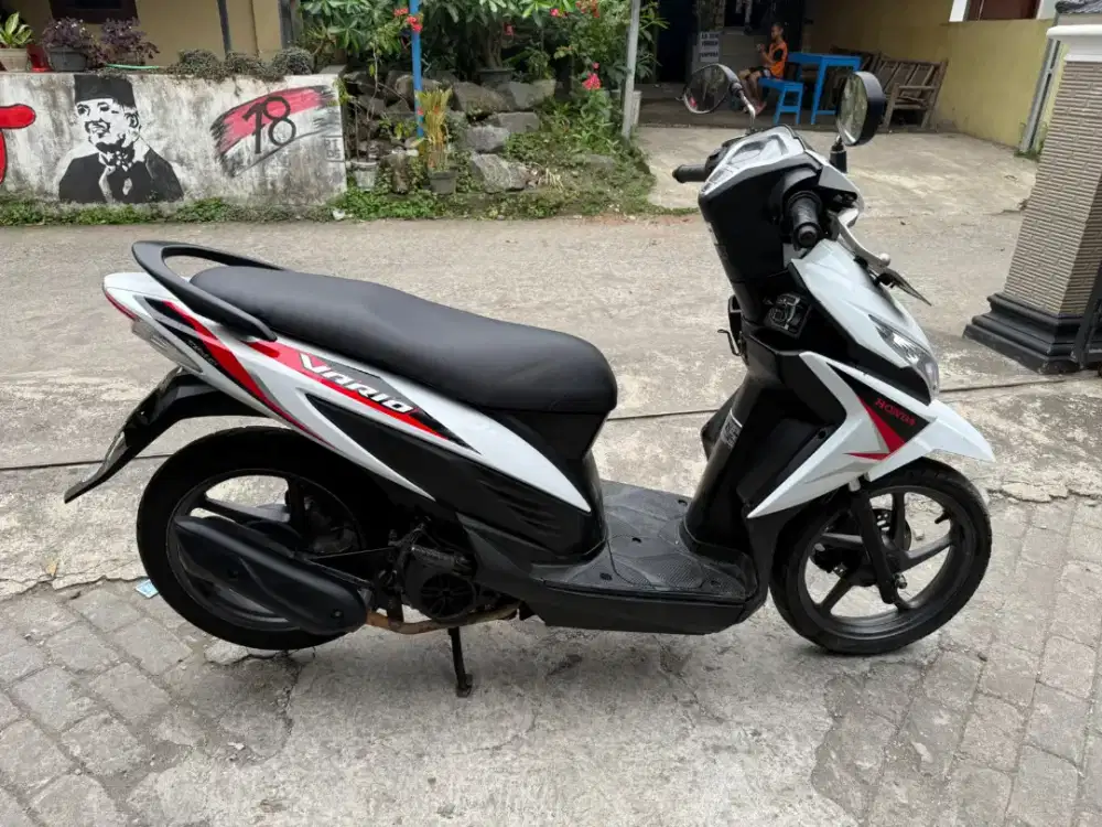 Honda Vario esp stater halus THN 2016 plat AB Wonosari