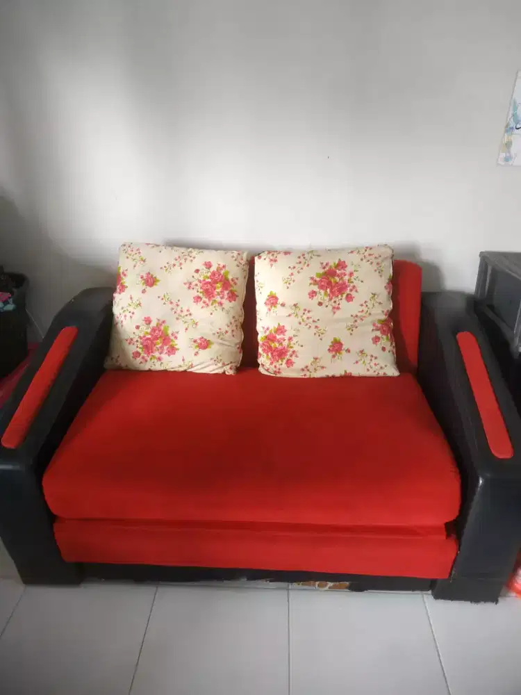 Sofa Bed seken minus sedikit
