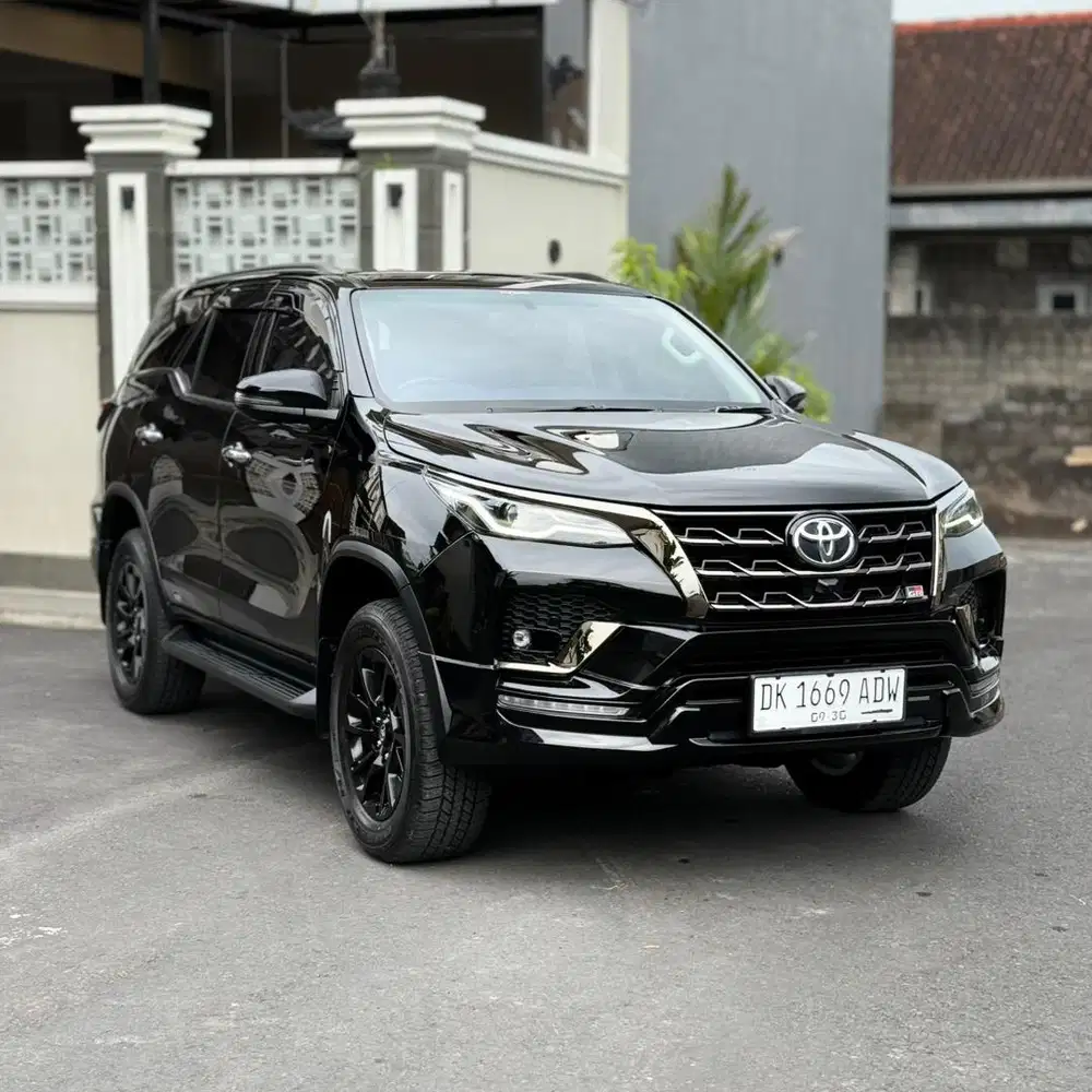 Fortuner GR 2.8 2022 low km 24rb