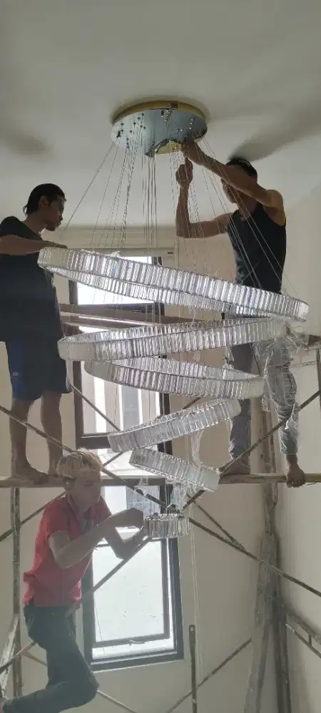 JASA CUCI BONGKAR PASANG LAMPU KRISTAL