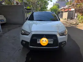 Mitsubishi Outlander A/T 2012
