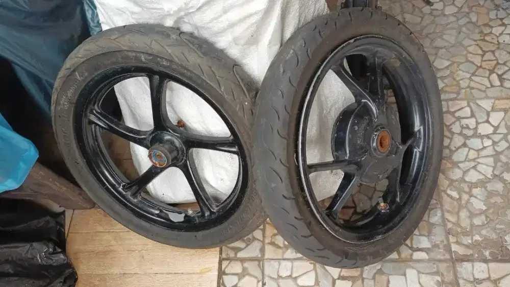 Jual Velg Lexi Old, Depan velg mulus ban tebal, belakang ada benggang