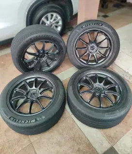 Velg dan ban R18 5x114