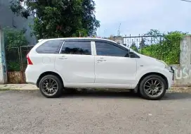 Velg pelek R17 dan Ban