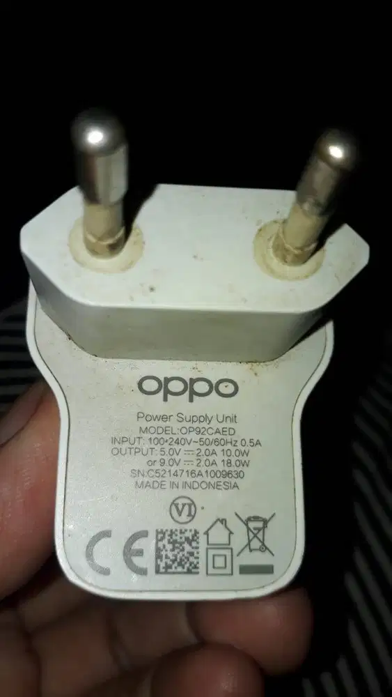 Charger OPPO copotan