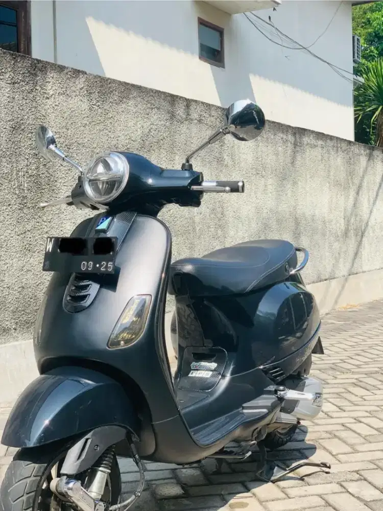 Dijual Vespa matic LX125 i-get facelift
