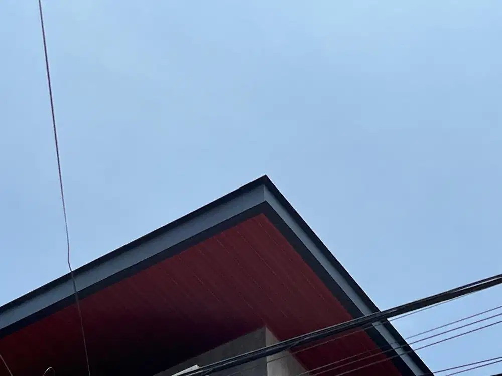 Atap rumah dan plafon