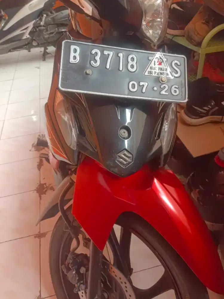 Suzuki smash TiTAN