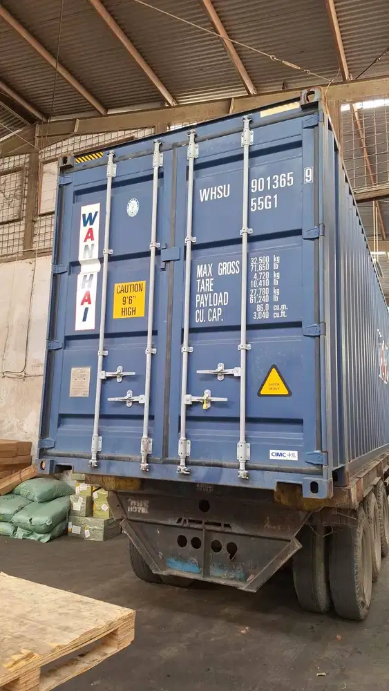 HELPER WAREHOUSE